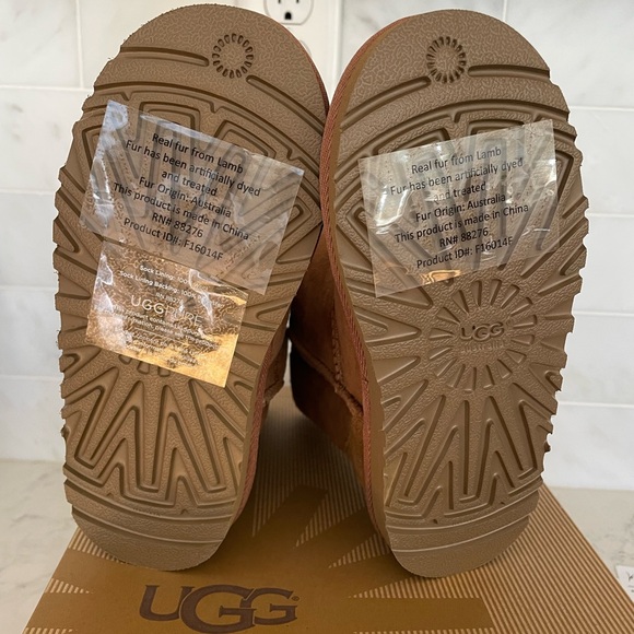 UGG classic boots in chestnut - Picture 7 of 8